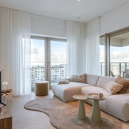 Casiola - Sky-high With Panoramic Views In Apartment