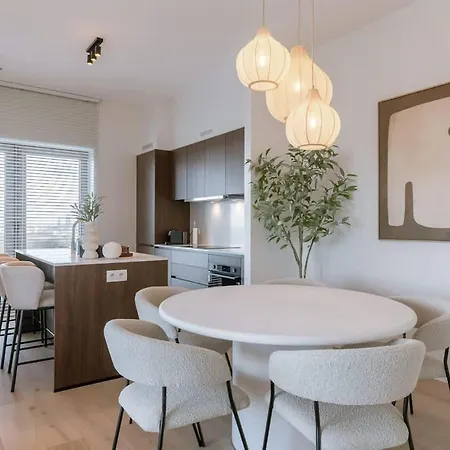 Casiola - Sky-high With Panoramic Views In Apartment *